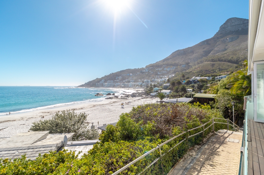 4 Bedroom Property for Sale in Clifton Western Cape